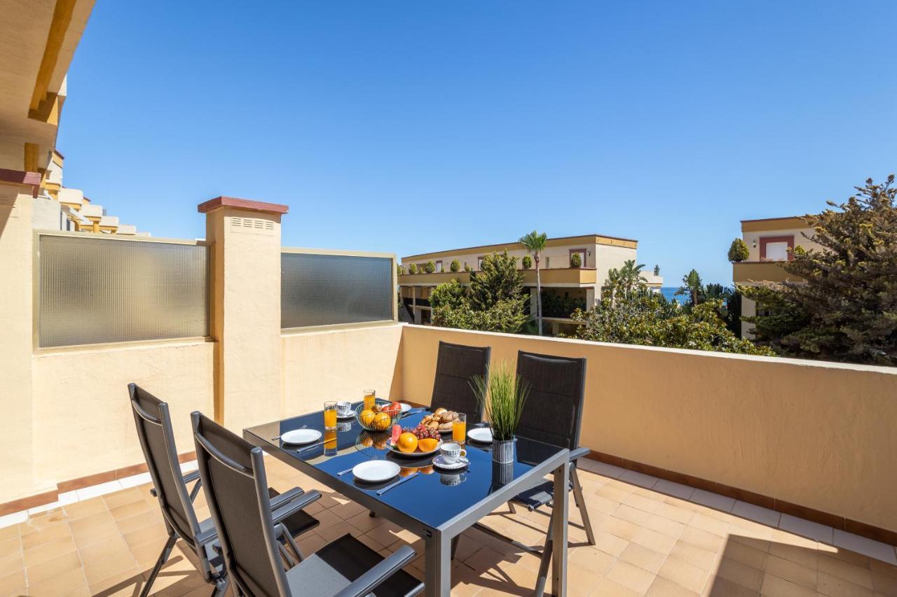 Oleholidays 225 Romana Playa Junto Al Mar Apartamento *